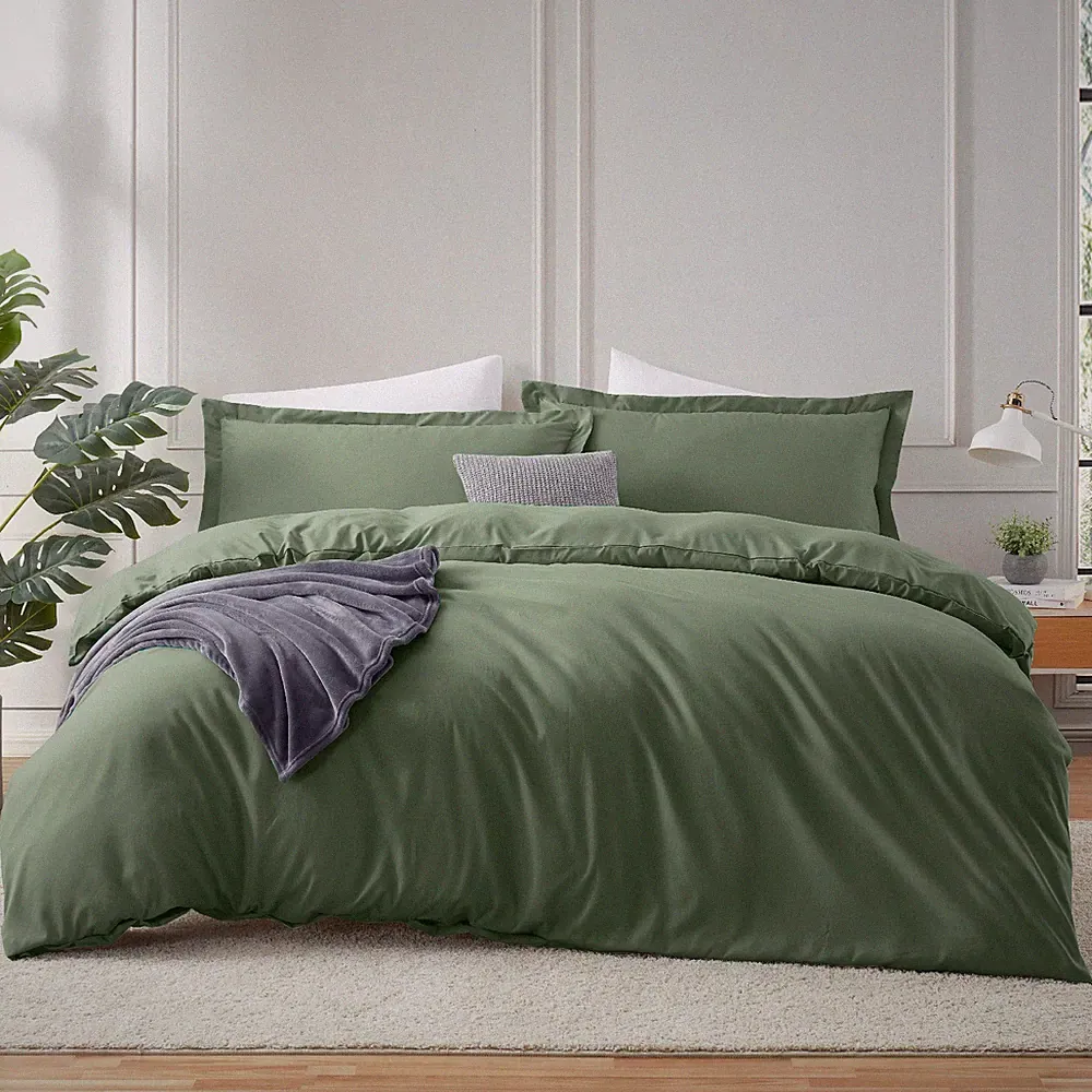 7-Piece Bedding Set with Duvet Cover & Fitted Sheet – Soft & Breathable