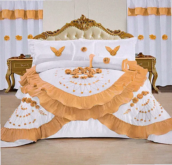 Elegant Ruffled Embroidered Bedspread Set – 7‑Piece Wedding Set Gold/White